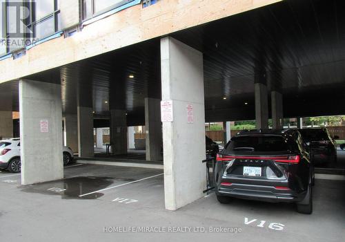 1412 - 145 Columbia Street W, Waterloo, ON -  Photo Showing Garage