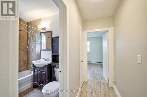 6 - 75 East Street S, Hamilton, ON - Indoor Photo Showing Bathroom