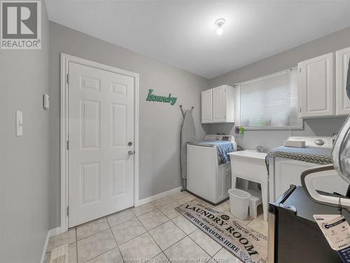 11843 Norbert, Windsor, ON - Indoor Photo Showing Laundry Room