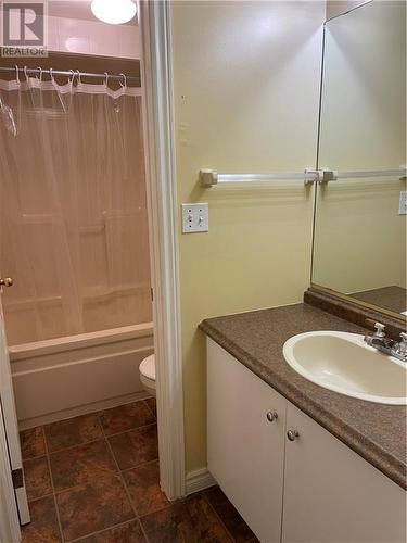 22 Chaffey Street, Brockville, ON - Indoor Photo Showing Bathroom