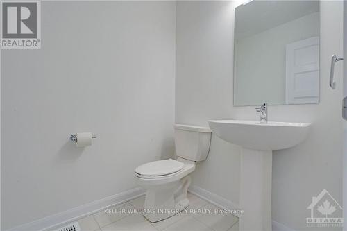 108 Maynooth Court, Ottawa, ON - Indoor Photo Showing Bathroom