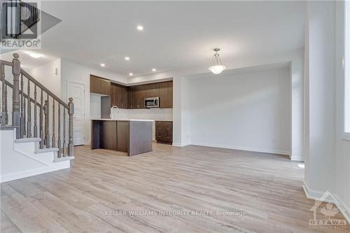 108 Maynooth Court, Ottawa, ON - Indoor Photo Showing Kitchen