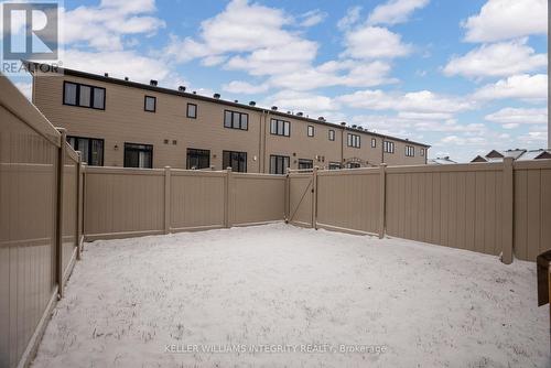 108 Maynooth Court, Ottawa, ON - Outdoor