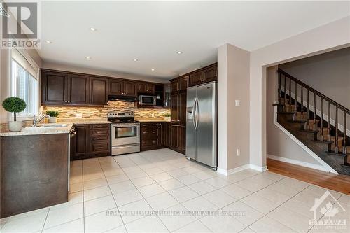 250 Burnaby Drive, Ottawa, ON - Indoor Photo Showing Kitchen