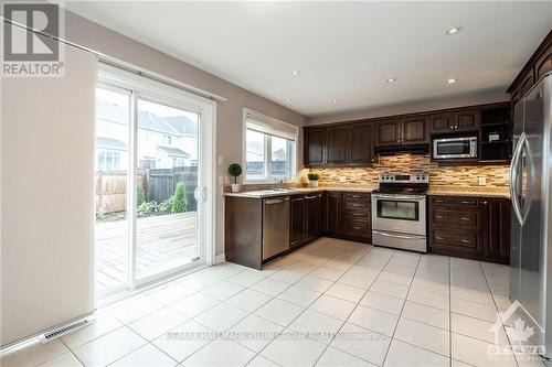 250 Burnaby Drive, Ottawa, ON - Indoor Photo Showing Kitchen