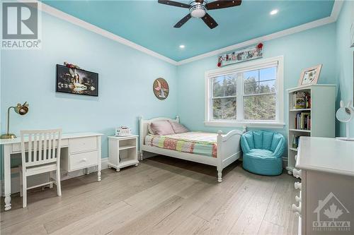 10385 Shaw Road, Mountain, ON - Indoor Photo Showing Bedroom