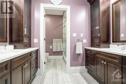 10385 Shaw Road, Mountain, ON - Indoor Photo Showing Bathroom