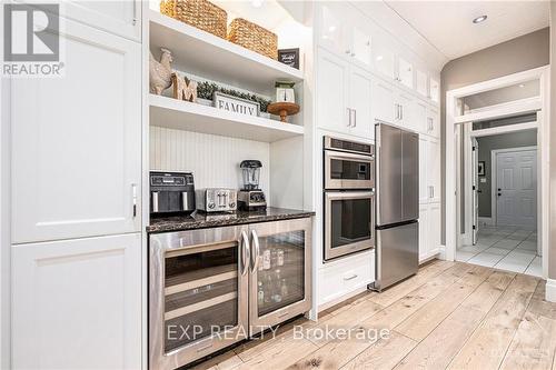 10385 Shaw Road, North Dundas, ON - Indoor Photo Showing Kitchen