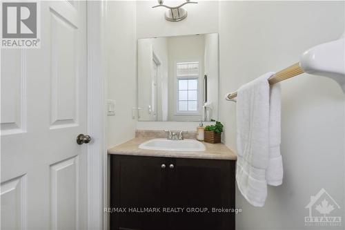 323 Glenbrae Avenue, Ottawa, ON - Indoor Photo Showing Bathroom