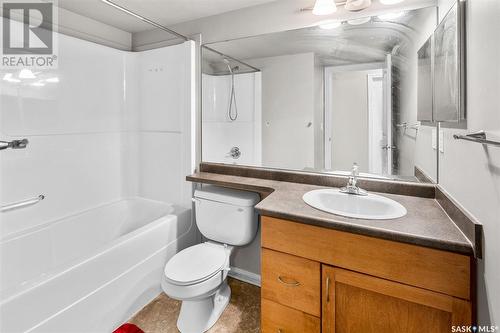 A207 103 Wellman Crescent, Saskatoon, SK - Indoor Photo Showing Bathroom