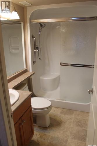 602 2221 Adelaide Street E, Saskatoon, SK - Indoor Photo Showing Bathroom