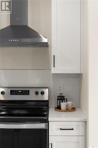 186 Kostiuk Crescent, Saskatoon, SK - Indoor Photo Showing Kitchen