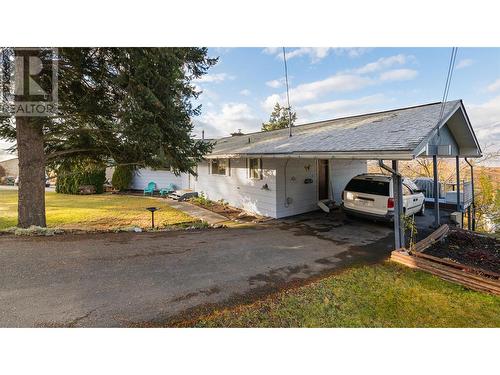 205 5Th Avenue N, Creston, BC - Outdoor