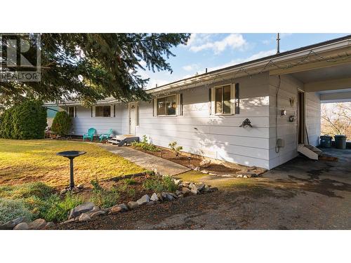 205 5Th Avenue N, Creston, BC - Outdoor