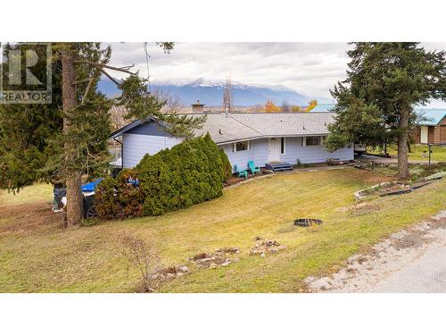 205 5Th Avenue N, Creston, BC - Outdoor