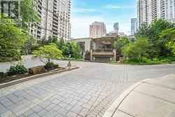 409 - 3880 DUKE OF YORK BOULEVARD  Mississauga, ON L5B 4M7