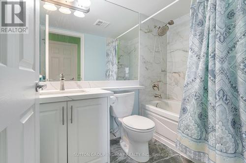 409 - 3880 Duke Of York Boulevard, Mississauga, ON - Indoor Photo Showing Bathroom