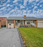 3053 MERRITT AVENUE  Mississauga, ON L4T 1N9