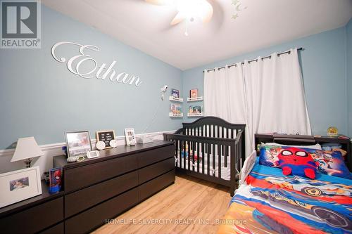 3053 Merritt Avenue, Mississauga, ON - Indoor Photo Showing Bedroom