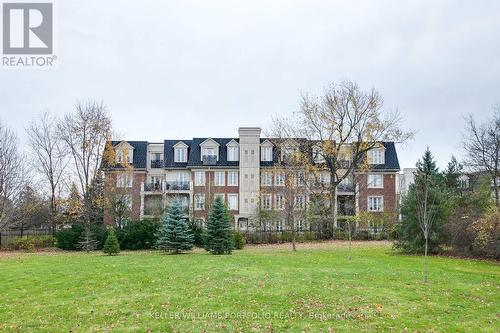 306 - 3351 Cawthra Road, Mississauga, ON - Outdoor