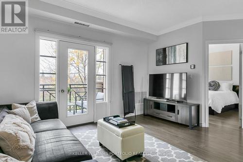 306 - 3351 Cawthra Road, Mississauga, ON - Indoor Photo Showing Living Room