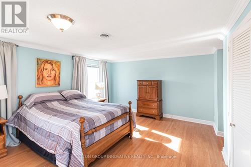 2 - 2052 Brant Street, Burlington, ON - Indoor Photo Showing Bedroom