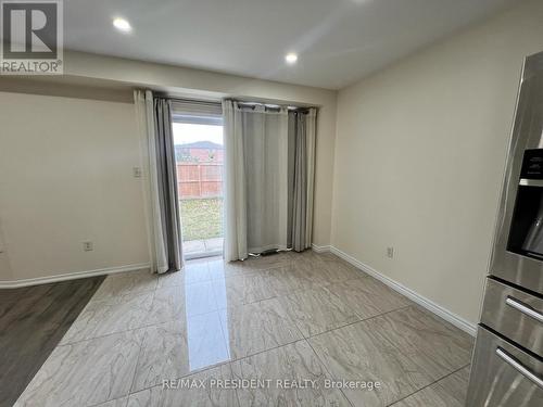 Upper - 190 Brisdale Drive, Brampton, ON - Indoor Photo Showing Other Room