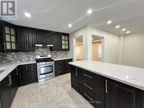 Upper - 190 Brisdale Drive, Brampton, ON - Indoor Photo Showing Kitchen With Upgraded Kitchen