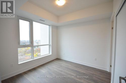 1601 - 202 Burnhamthorpe Road E, Mississauga, ON - Indoor Photo Showing Other Room