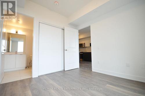 1601 - 202 Burnhamthorpe Road E, Mississauga, ON - Indoor Photo Showing Other Room