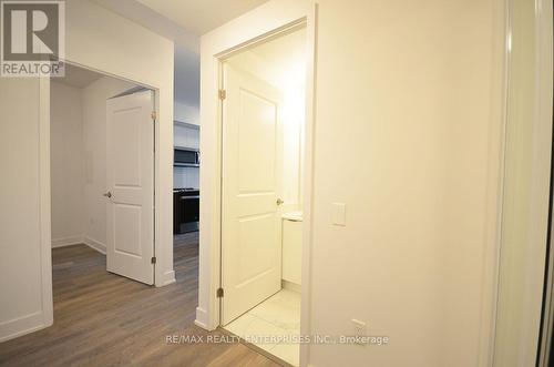 1601 - 202 Burnhamthorpe Road E, Mississauga, ON - Indoor Photo Showing Other Room