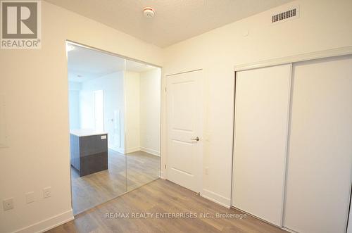 1601 - 202 Burnhamthorpe Road E, Mississauga, ON - Indoor Photo Showing Other Room