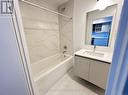 702 - 395 Dundas Street W, Oakville, ON  - Indoor Photo Showing Bathroom 