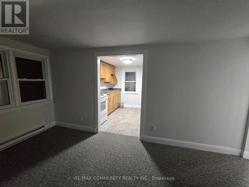 6023 Montrose Road, Niagara Falls, ON - Indoor Photo Showing Other Room