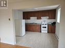 5 - 371 Elgin Court, Oshawa, ON  - Indoor Photo Showing Kitchen 