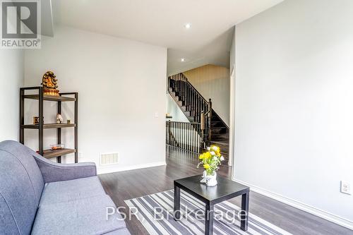 15 Quarrie Lane, Ajax, ON - Indoor Photo Showing Living Room