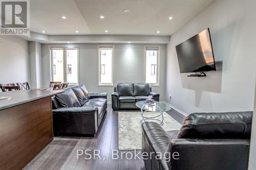 15 Quarrie Lane, Ajax, ON - Indoor Photo Showing Living Room