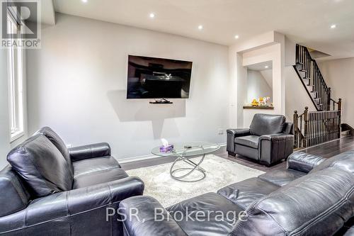 15 Quarrie Lane, Ajax, ON - Indoor Photo Showing Living Room