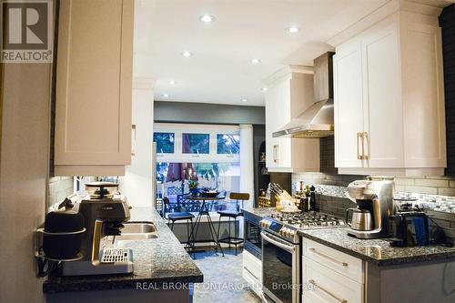 14 Panter Crescent, Ajax, ON - Indoor Photo Showing Kitchen With Double Sink With Upgraded Kitchen