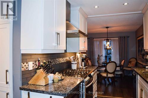 14 Panter Crescent, Ajax, ON - Indoor Photo Showing Kitchen With Upgraded Kitchen