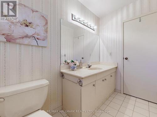 53 Satok Terrace, Toronto, ON - Indoor Photo Showing Bathroom