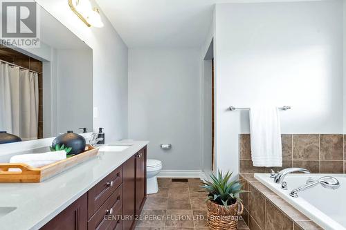 1913 Cocklin Crescent, Oshawa, ON - Indoor Photo Showing Bathroom