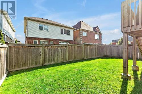 1913 Cocklin Crescent, Oshawa, ON - Outdoor