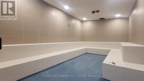 1709 - 20 Gatineau Drive, Vaughan, ON - Indoor Photo Showing Other Room