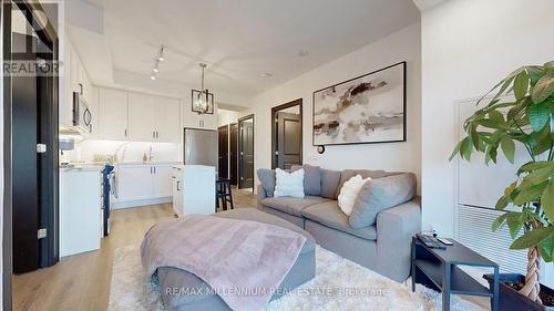 1709 - 20 Gatineau Drive, Vaughan, ON - Indoor