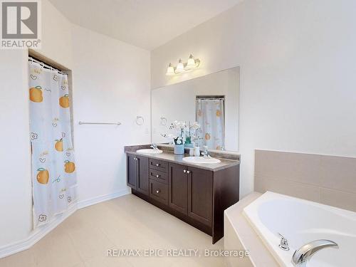 72 Brock Avenue, Markham, ON - Indoor Photo Showing Bathroom