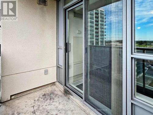 811 - 50 Disera Drive, Vaughan, ON - Outdoor With Balcony With Exterior