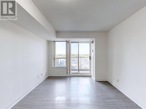 811 - 50 Disera Drive, Vaughan, ON - Indoor Photo Showing Other Room