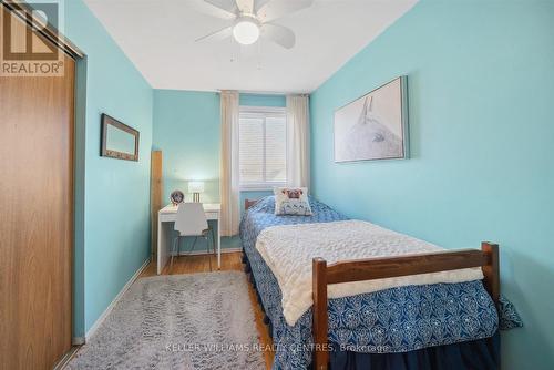 370 Erin Trail, Newmarket, ON - Indoor Photo Showing Bedroom