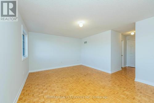 130 Royal Appian Crescent, Vaughan, ON - Indoor Photo Showing Other Room